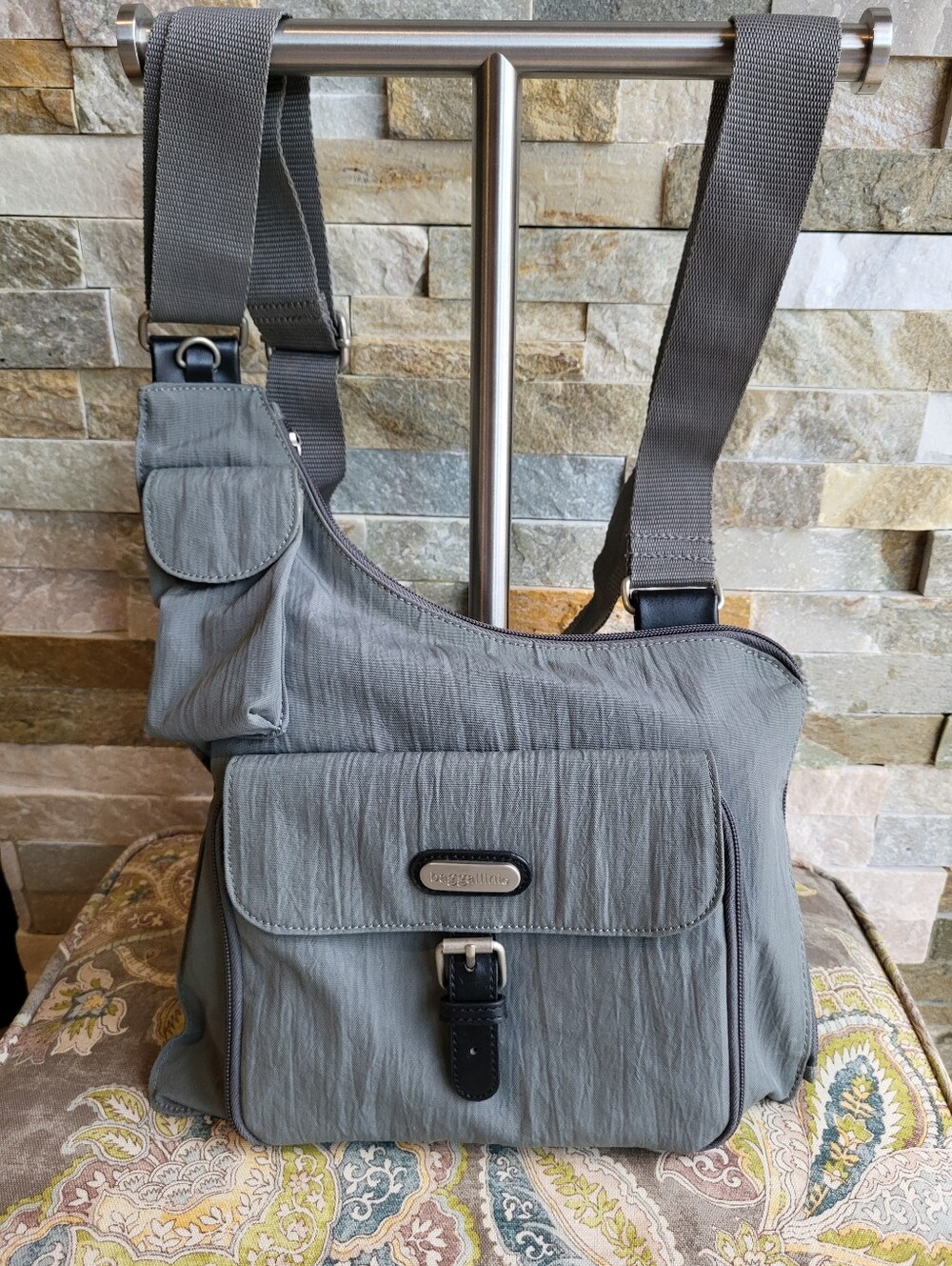 Baggallini Everywhere Bag – Gray Nylon Crossbody w/ Yellow Lining + Bonus  Pouch